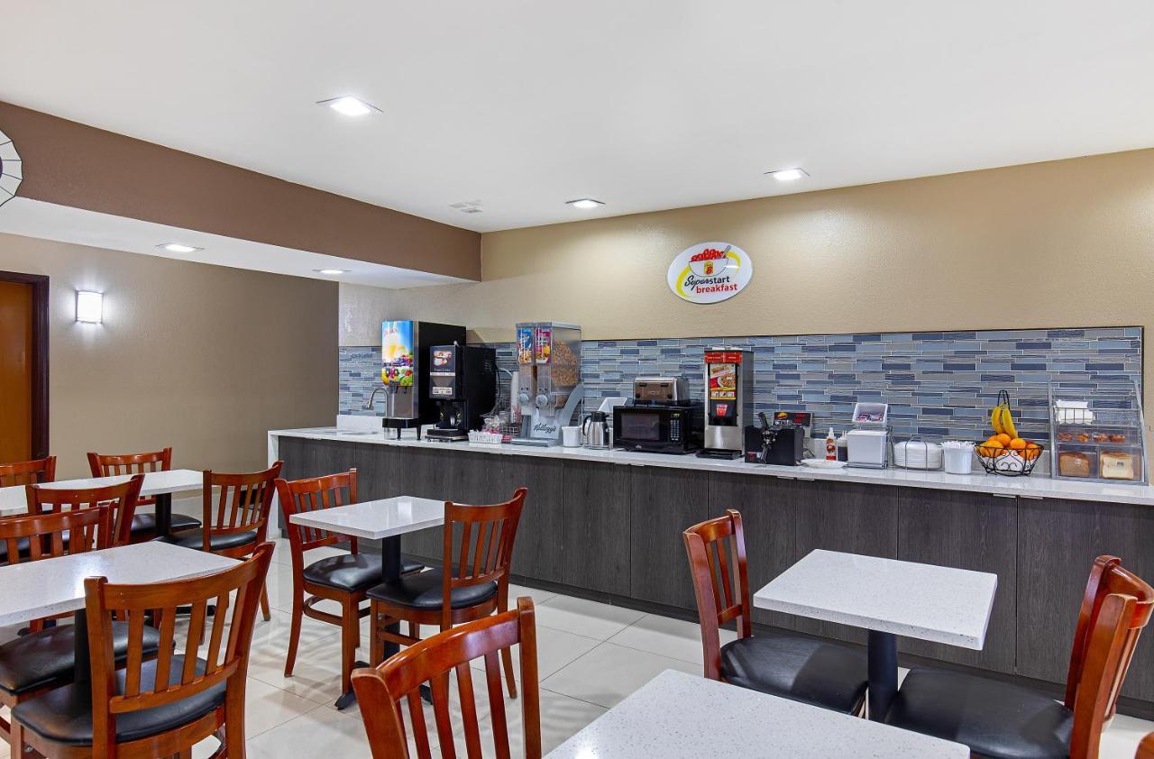 艾迪维尔-库塔瓦温德姆速8酒店 Eddyville 外观 照片